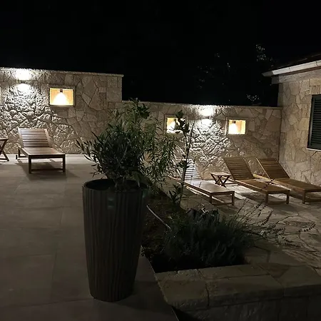 House Yara Dalmatia *