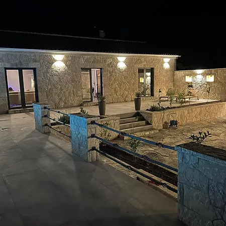 House Yara Dalmatia * Kruševo