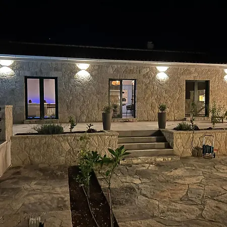 Villa House Yara Dalmatia Kruševo