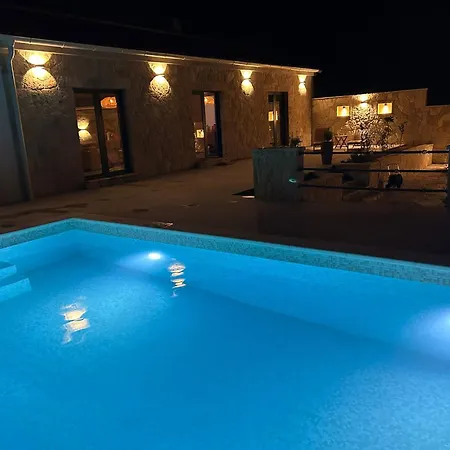 House Yara Dalmatia *