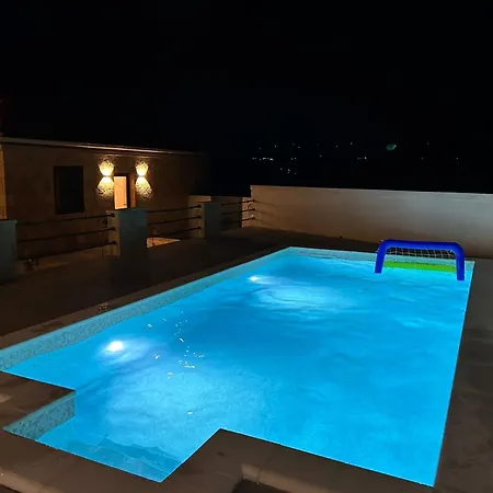 House Yara Dalmatia * Kruševo